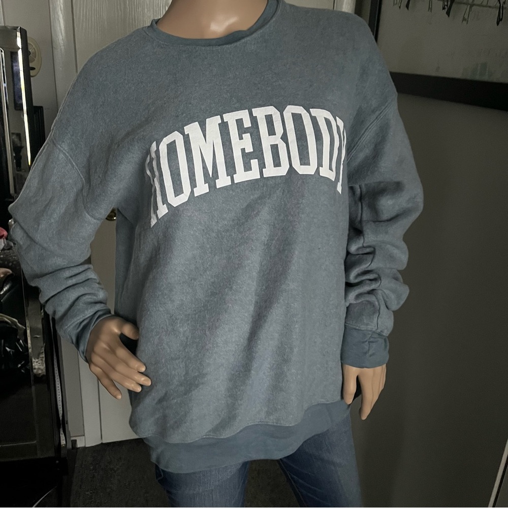 Vici Homebody Graphic Sweatshirt